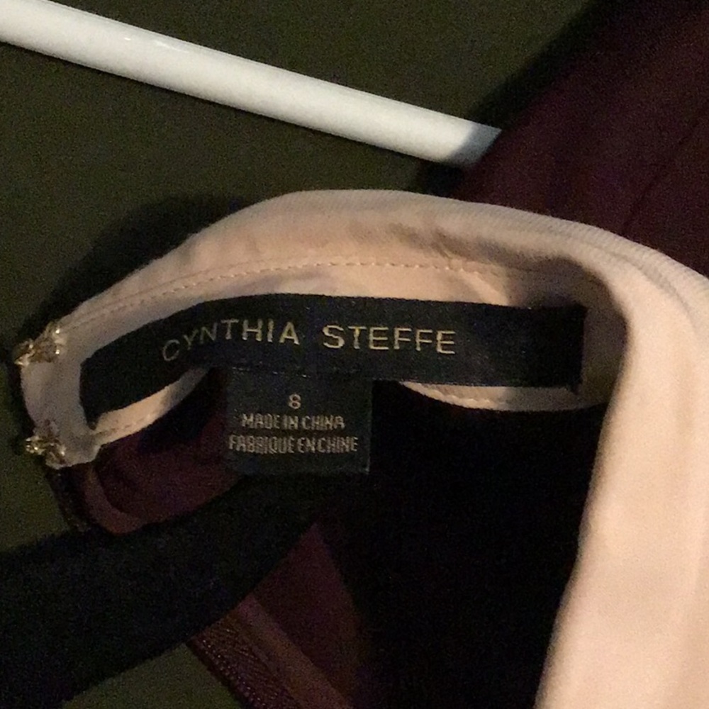 Dress - Picture 6 of 7